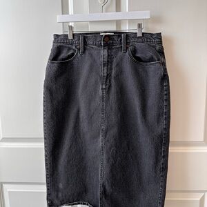 Universal Thread Sz. 12 Black Denim Skirt